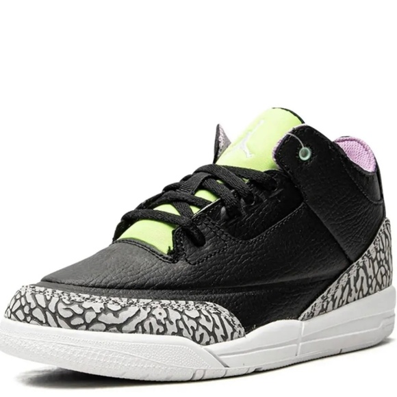 Nike Big Kids' Air Jordan 1 Mid Top 3 Purple Swish EUC Size 7 - Picture 1 of 7